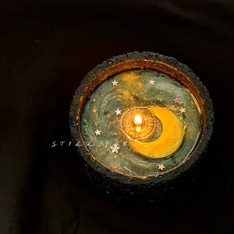 Melting Moon Scented Candle Ha - огляд і ціна Beeswax Taper Candle